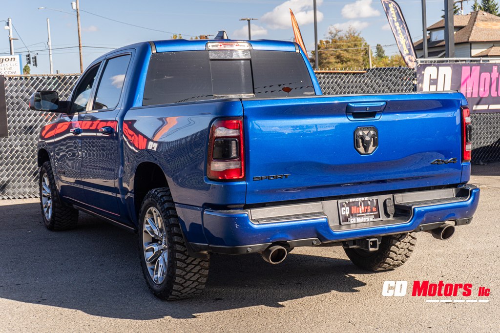 Photo 9 of this RAM 1500