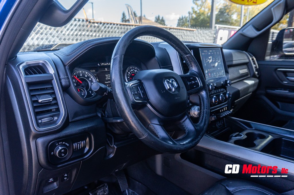 Photo 13 of this RAM 1500