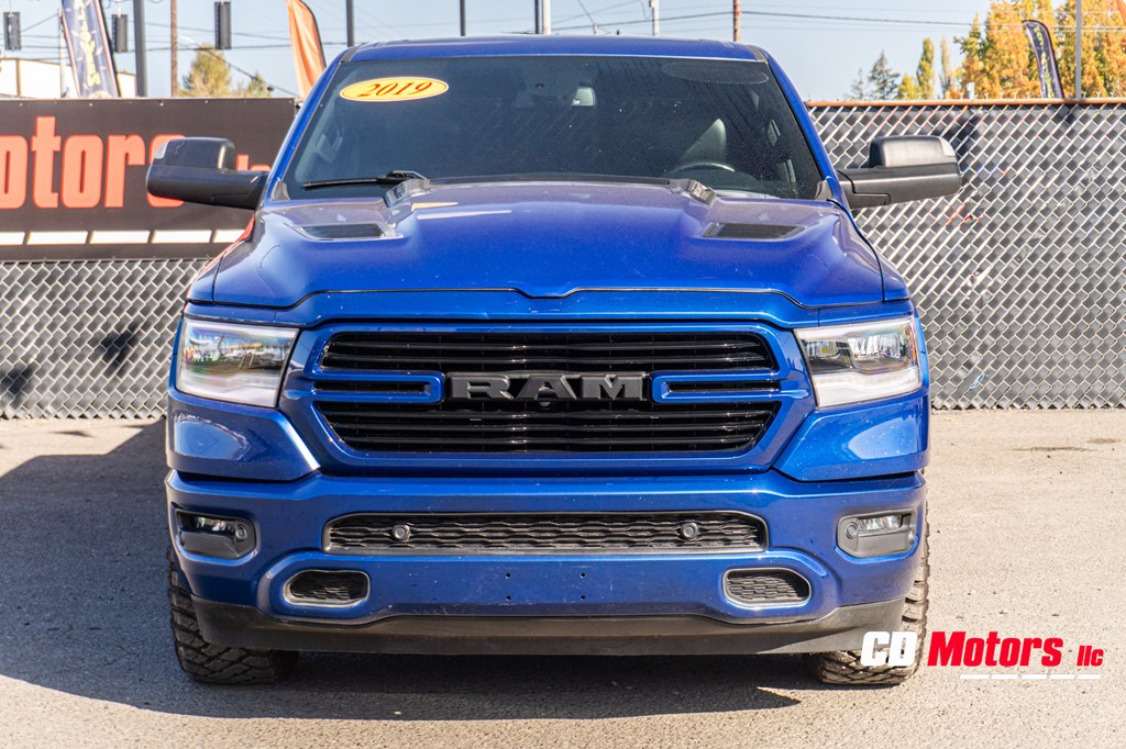 Photo 4 of this RAM 1500