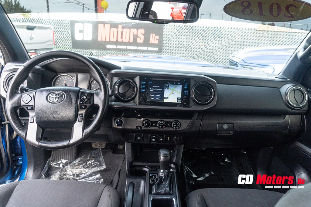 Photo 16 of this TOYOTA TACOMA
