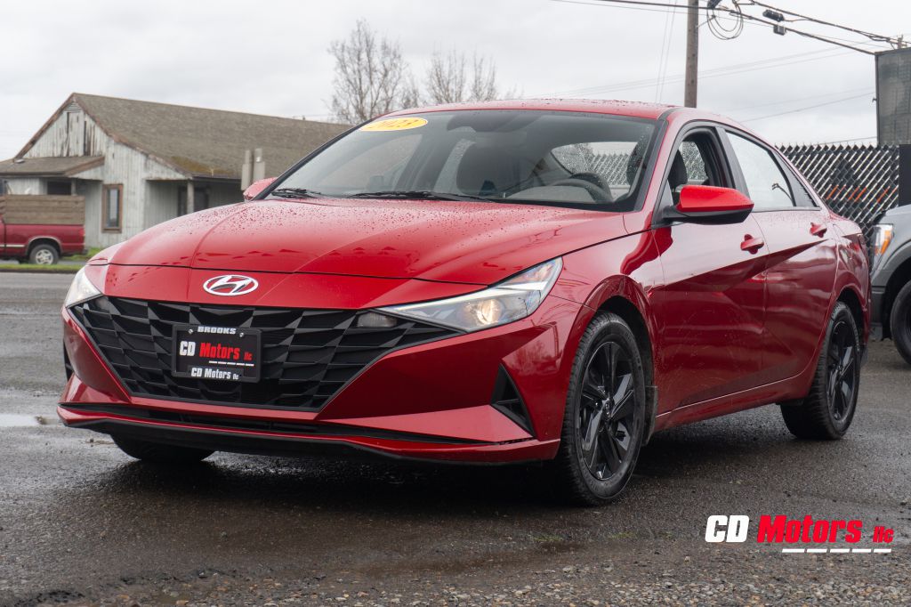 Photo 5 of this HYUNDAI ELANTRA
