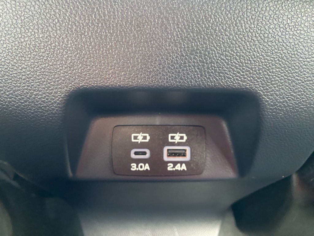Photo 13 of this SUBARU CROSSTREK