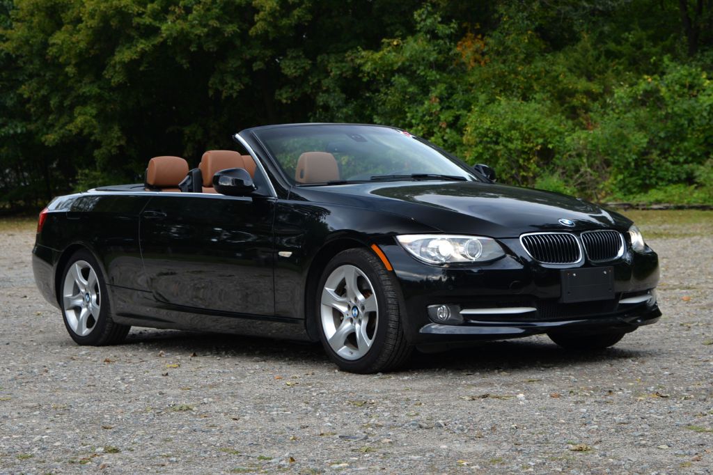 Photo 22 of this BMW 335