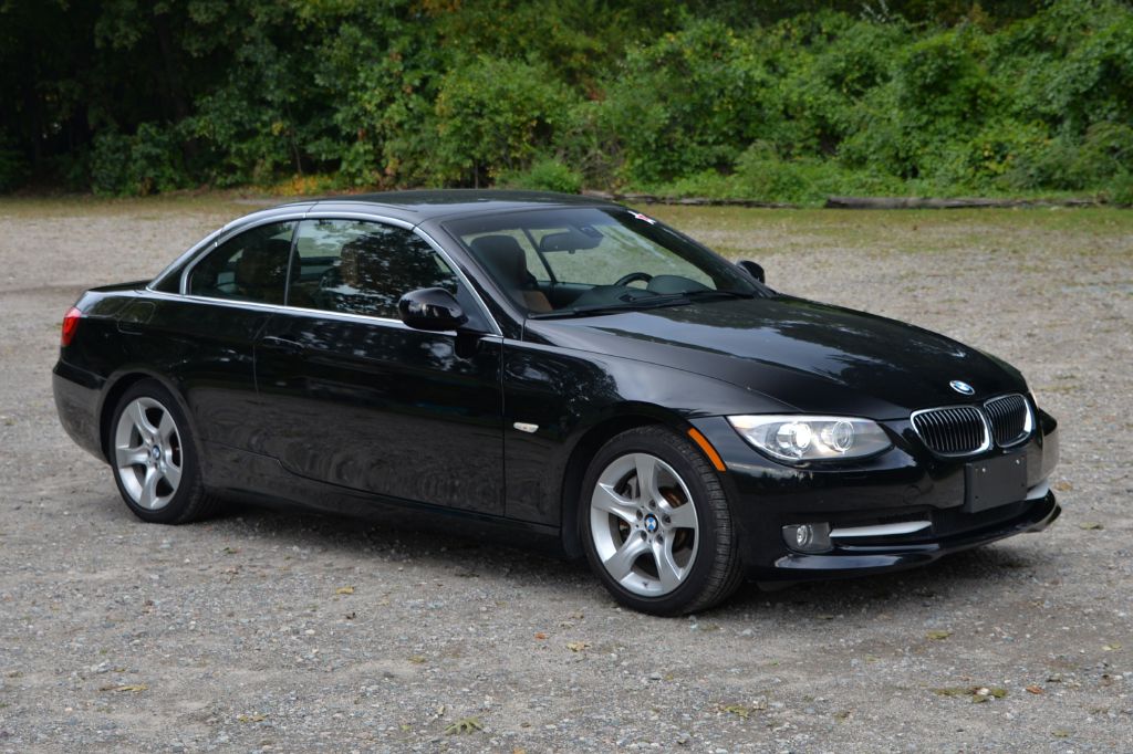 Photo 21 of this BMW 335