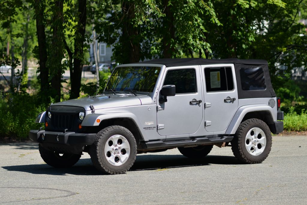 Photo 2 of this JEEP WRANGLER UNLIMI