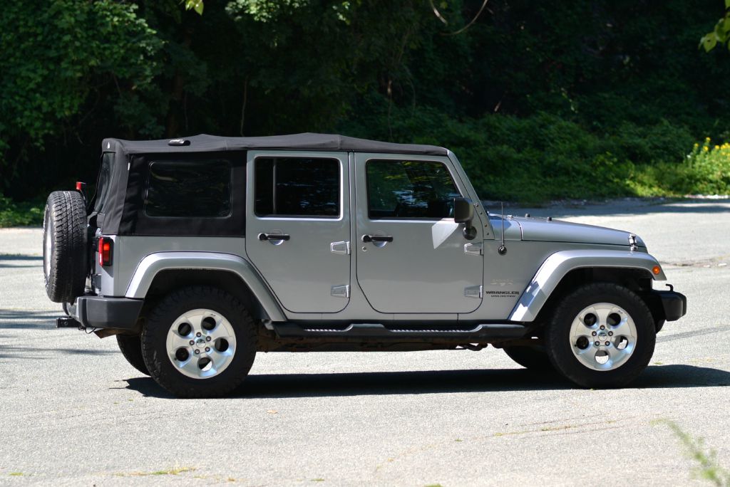 Photo 7 of this JEEP WRANGLER UNLIMI
