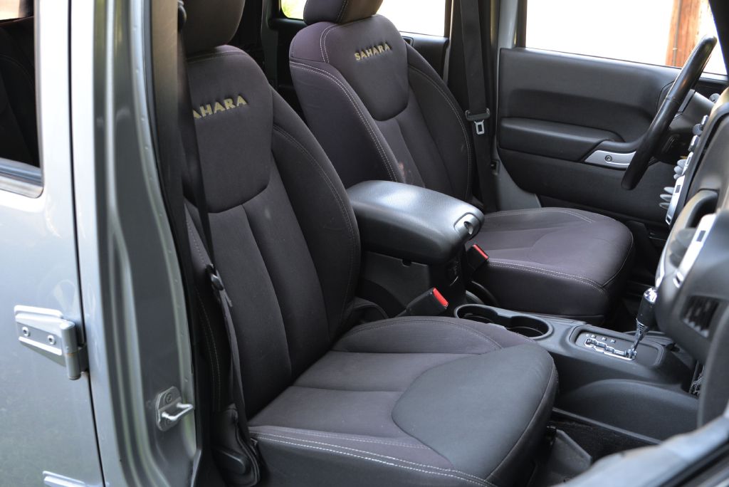 Photo 21 of this JEEP WRANGLER UNLIMI