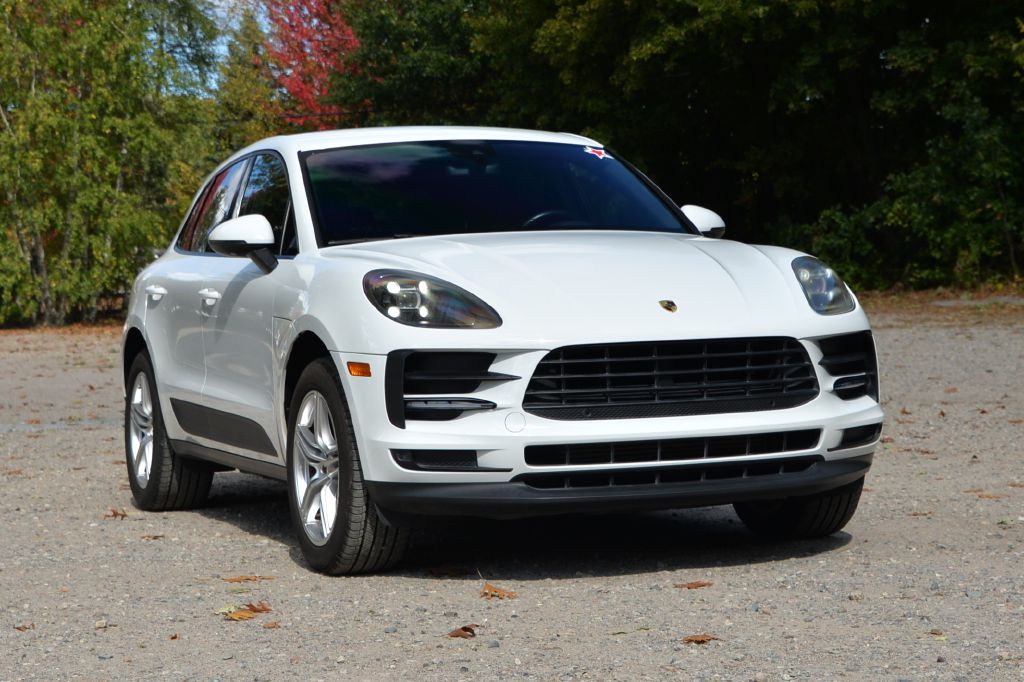 Photo 16 of this PORSCHE MACAN