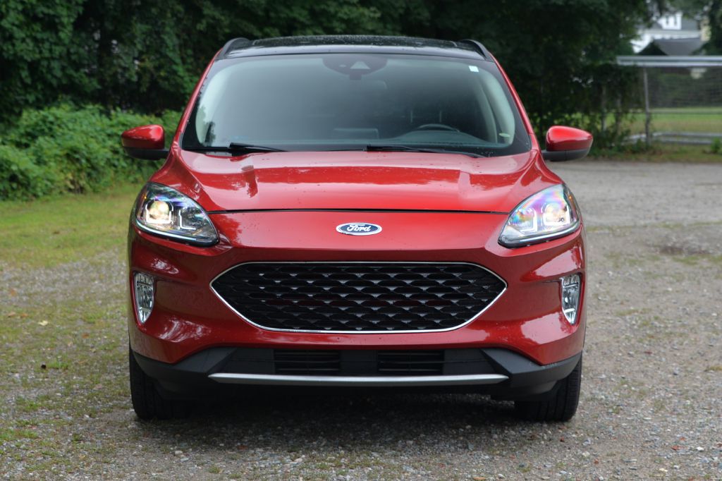 Photo 2 of this FORD ESCAPE