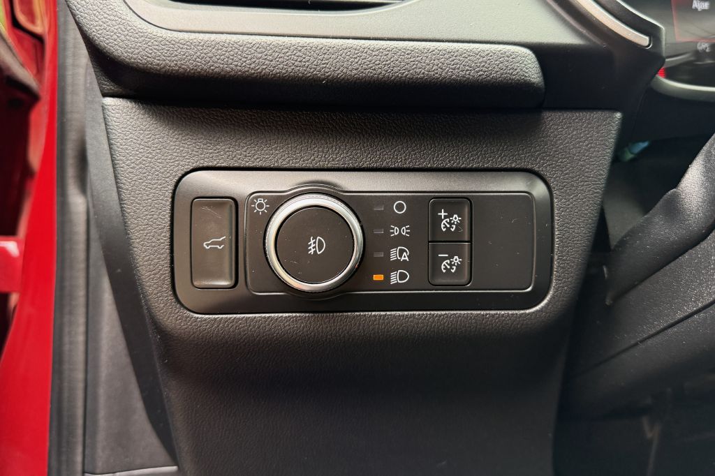 Photo 24 of this FORD ESCAPE