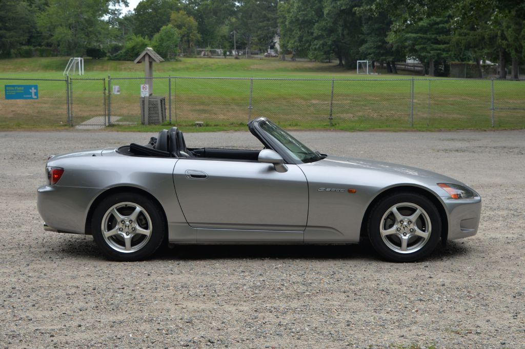 Photo 10 of this HONDA S2000