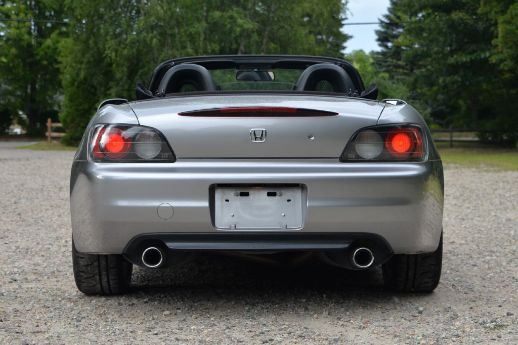 Photo 8 of this HONDA S2000