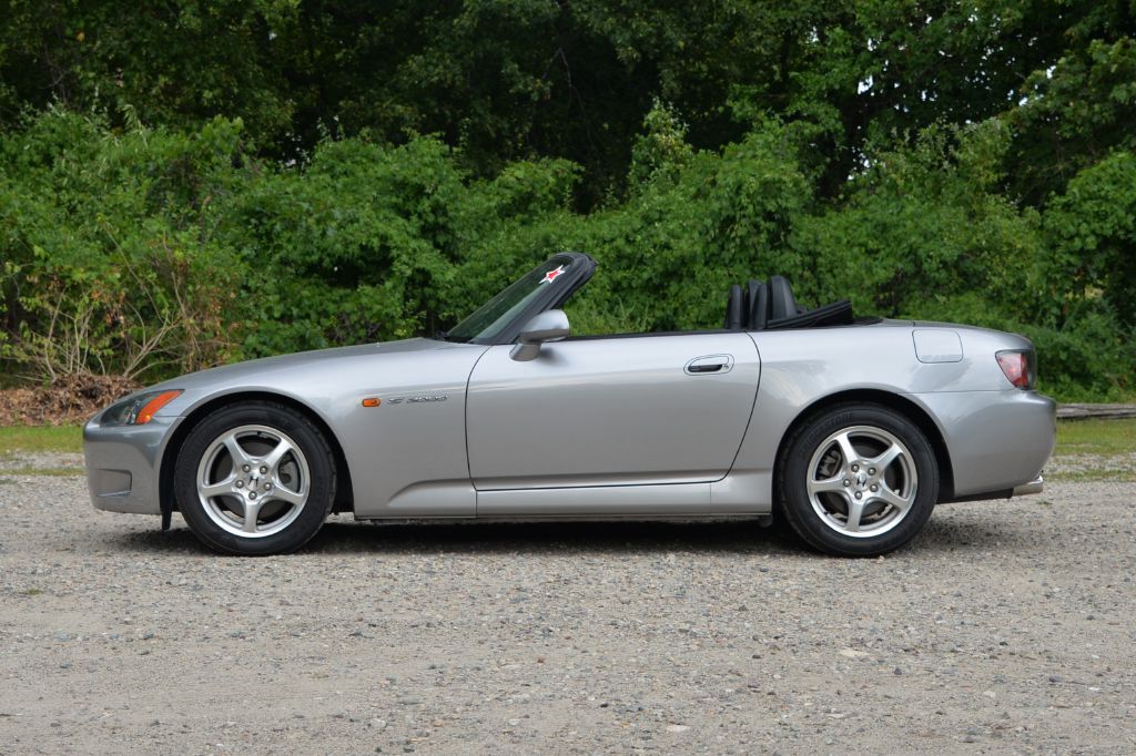 Photo 4 of this HONDA S2000
