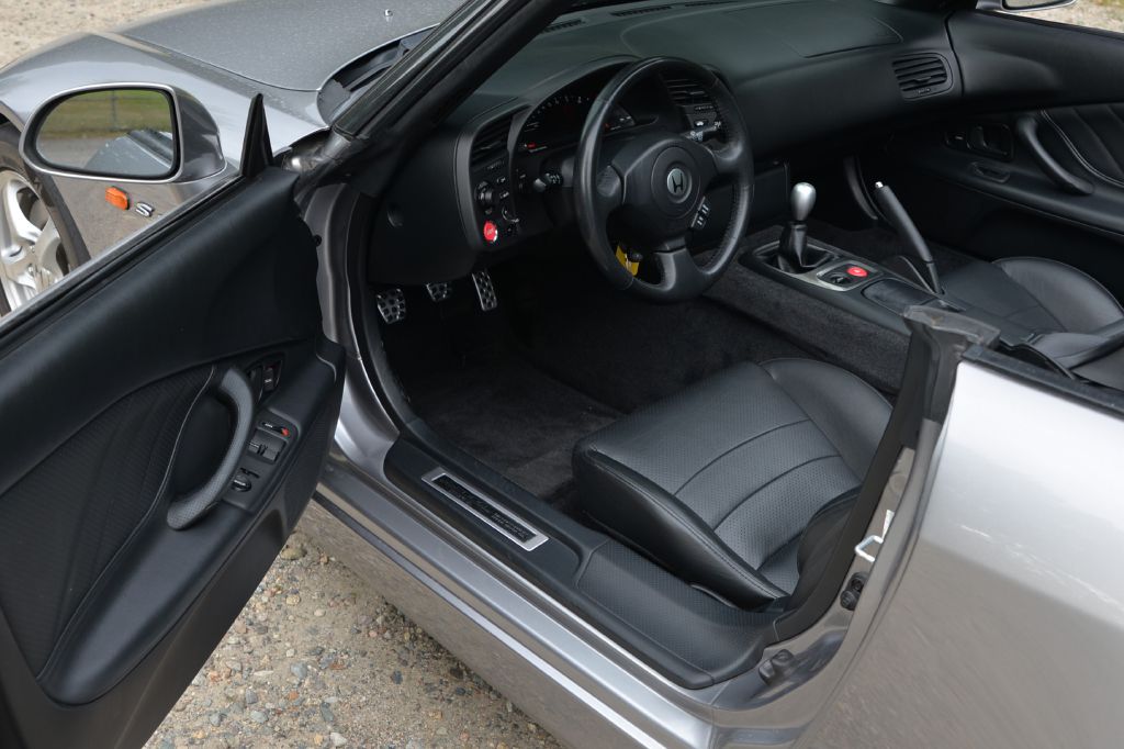 Photo 18 of this HONDA S2000