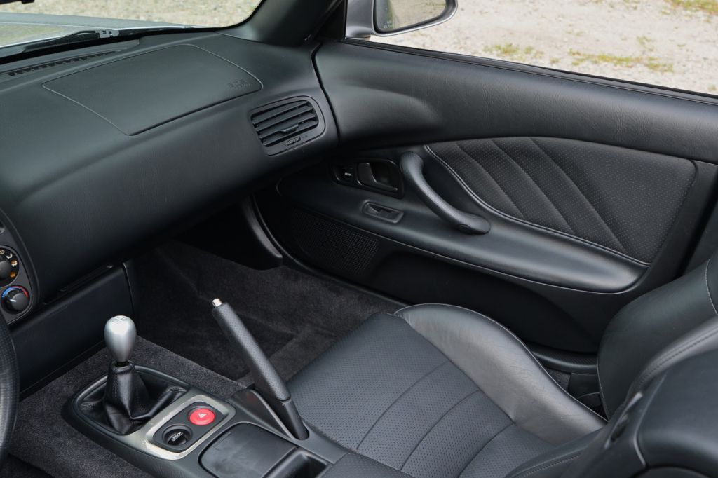 Photo 25 of this HONDA S2000