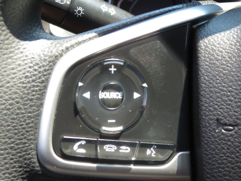 Photo 21 of this HONDA CIVIC