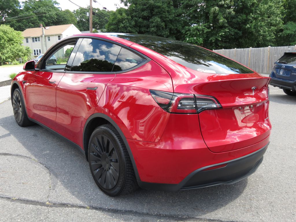 Photo 4 of this TESLA MODEL Y