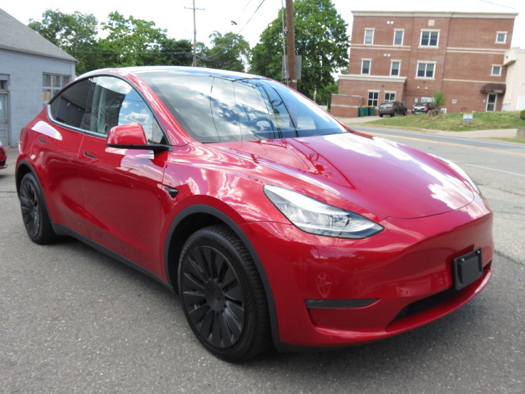 Photo 12 of this TESLA MODEL Y