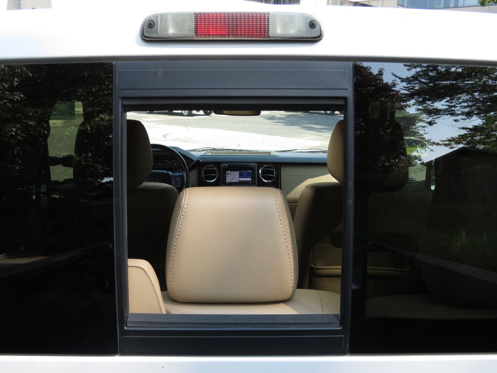 Photo 14 of this FORD F350