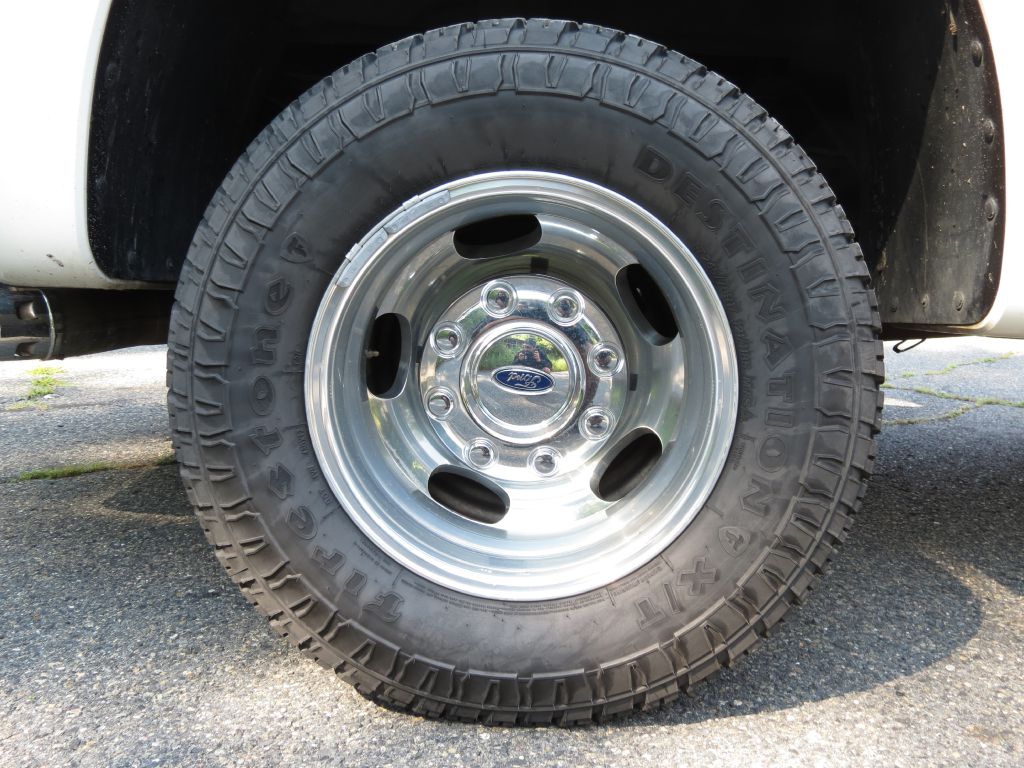 Photo 17 of this FORD F350