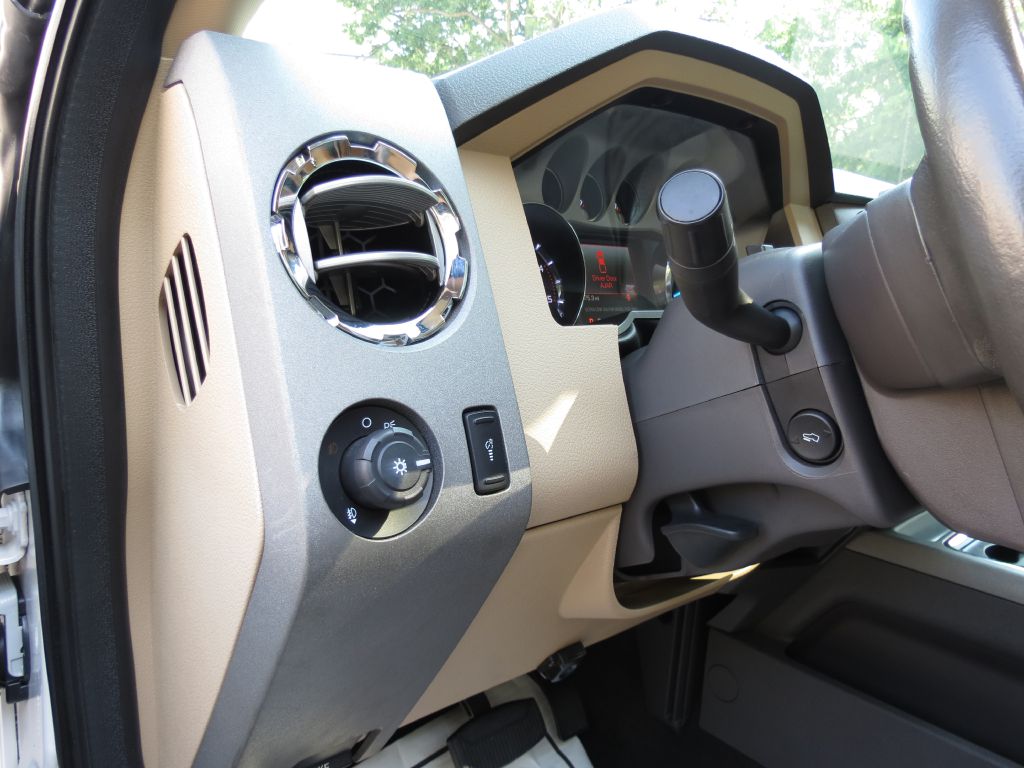 Photo 34 of this FORD F350