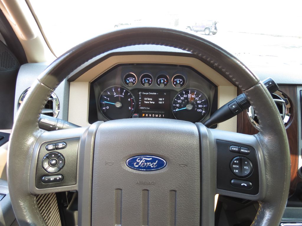 Photo 35 of this FORD F350