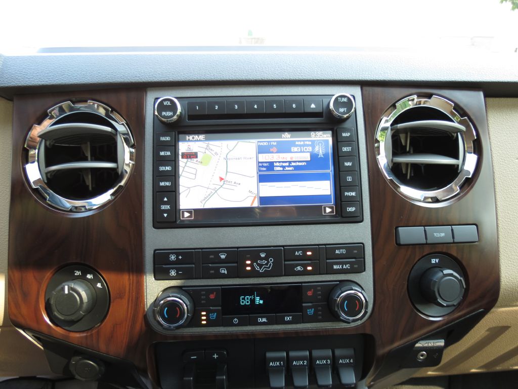 Photo 39 of this FORD F350