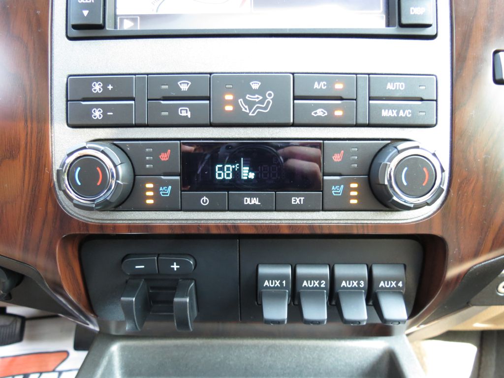 Photo 43 of this FORD F350