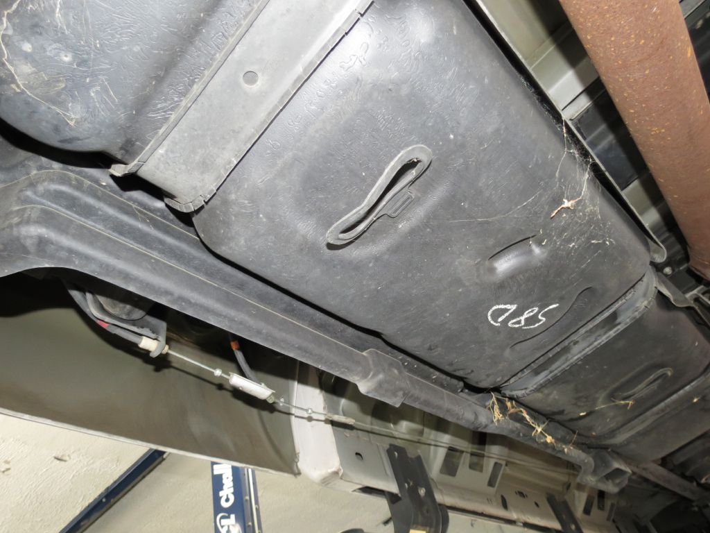 Photo 23 of this FORD F350