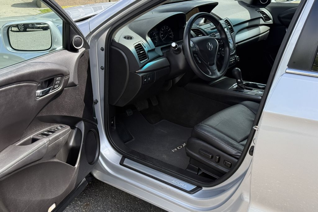 Photo 28 of this ACURA RDX