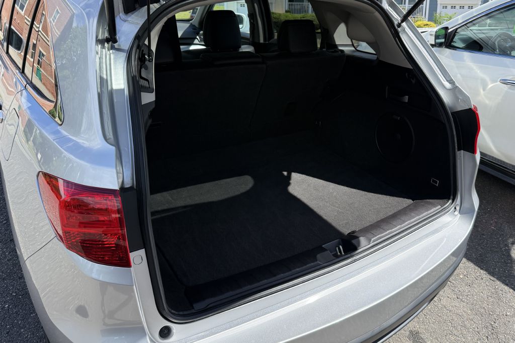 Photo 34 of this ACURA RDX