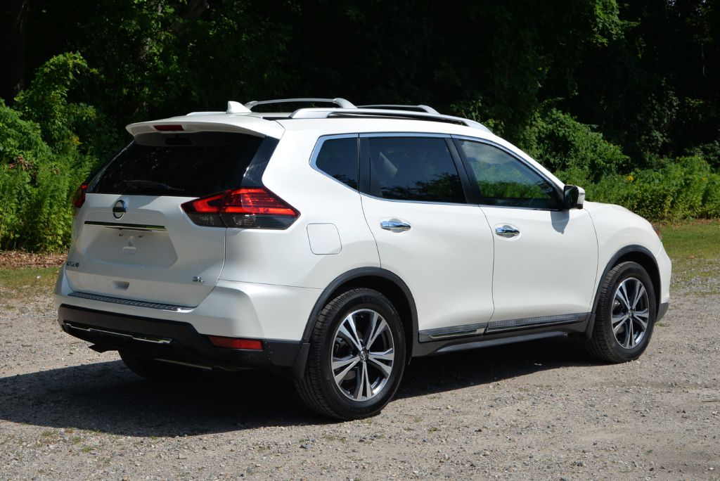 Photo 6 of this NISSAN ROGUE