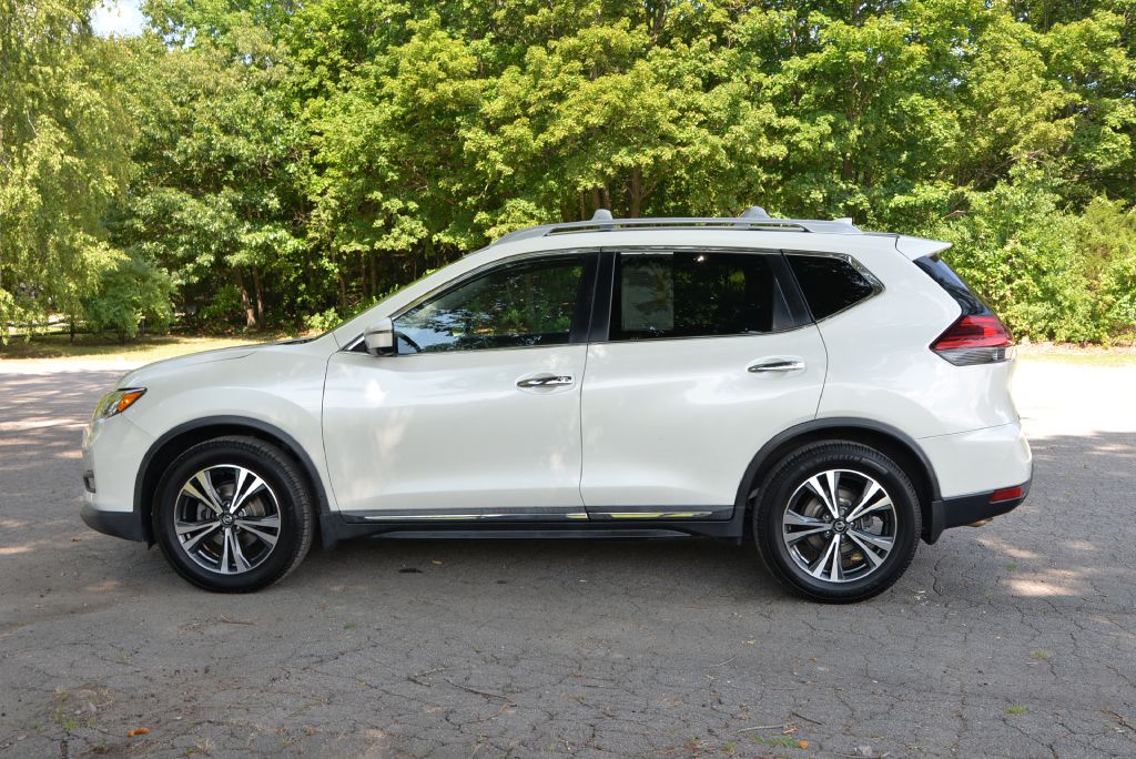 Photo 15 of this NISSAN ROGUE