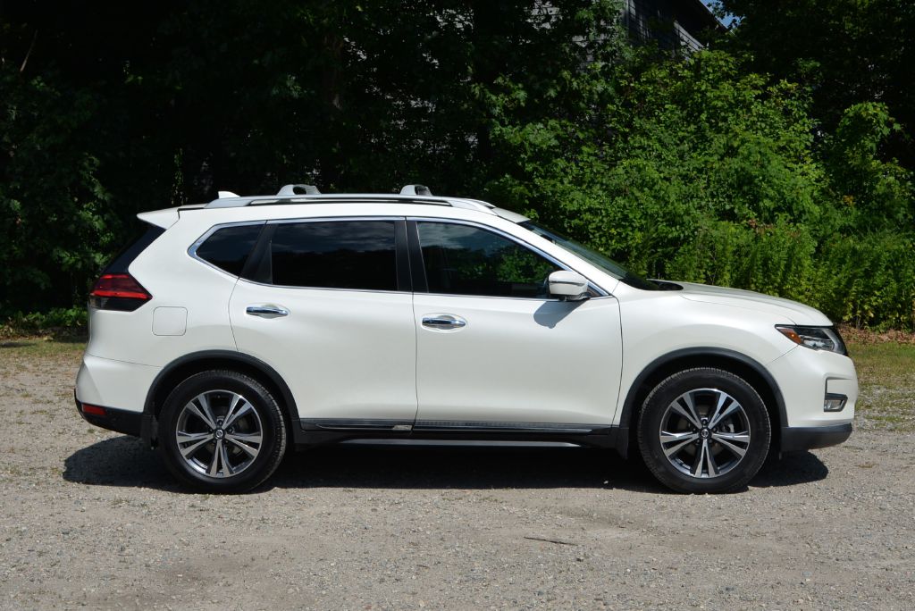 Photo 7 of this NISSAN ROGUE