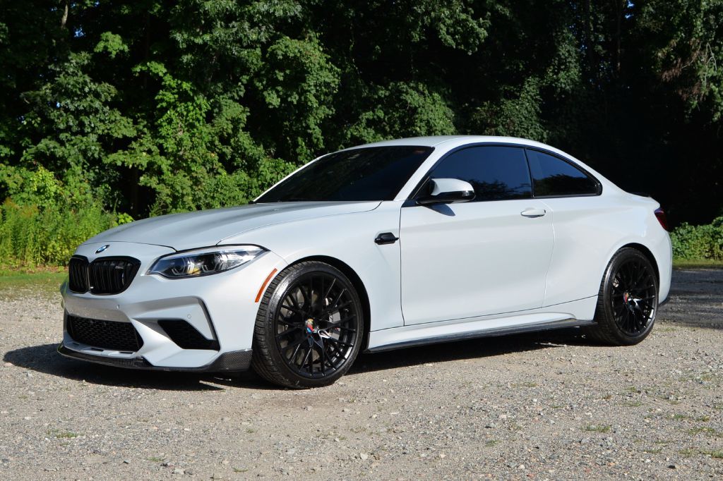 Photo 4 of this BMW M2