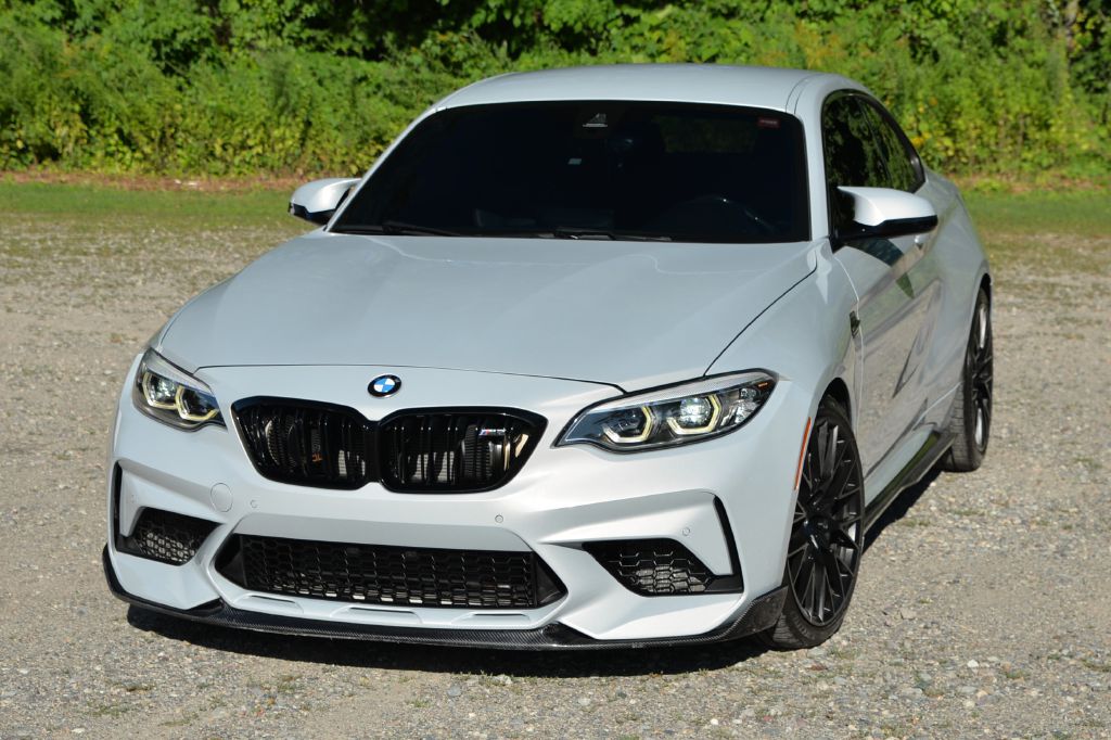 Photo 3 of this BMW M2