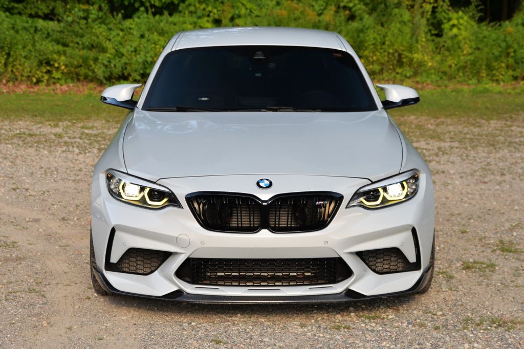 Photo 2 of this BMW M2