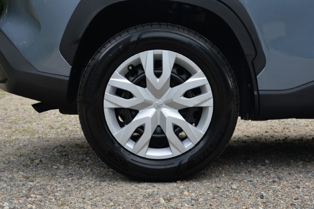 Photo 22 of this TOYOTA COROLLA CROSS