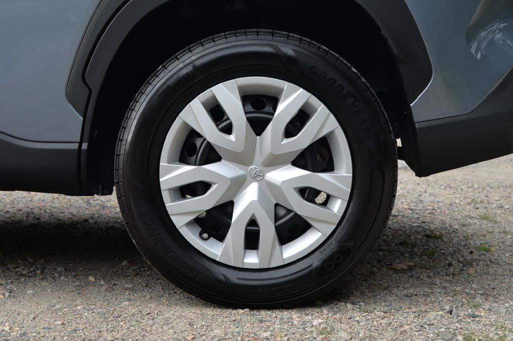 Photo 23 of this TOYOTA COROLLA CROSS