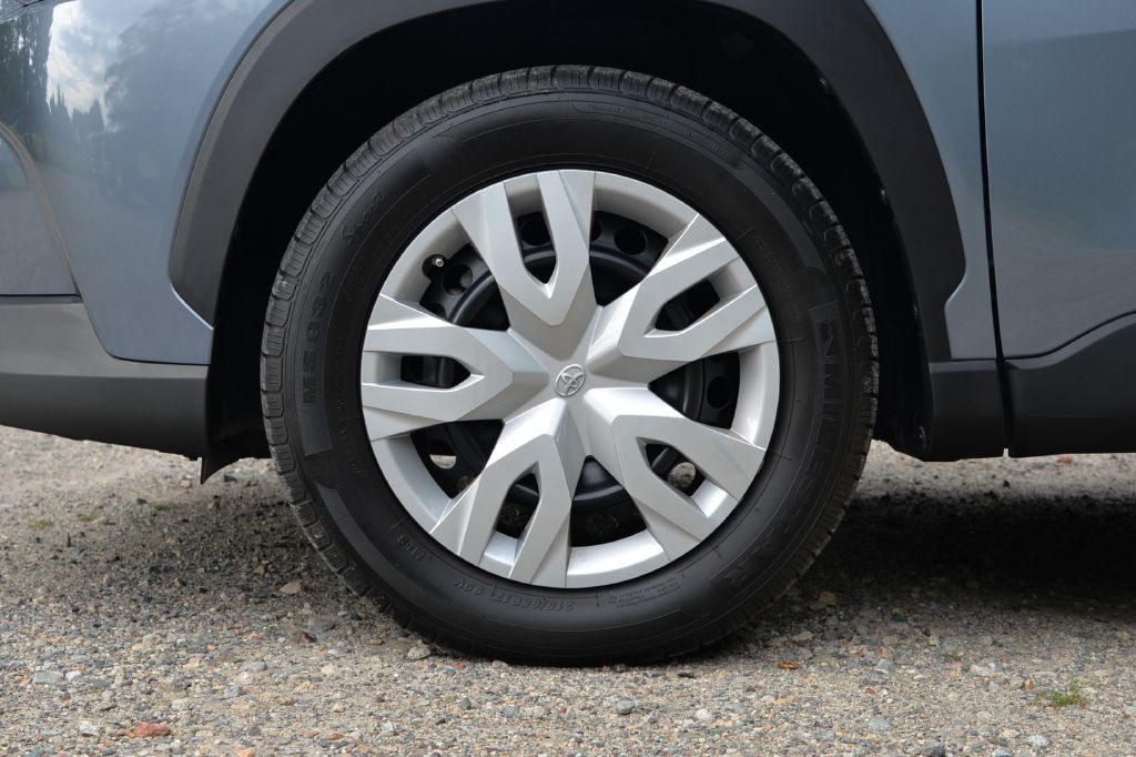 Photo 24 of this TOYOTA COROLLA CROSS
