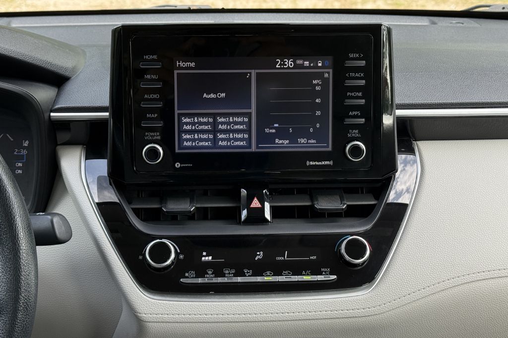 Photo 15 of this TOYOTA COROLLA CROSS