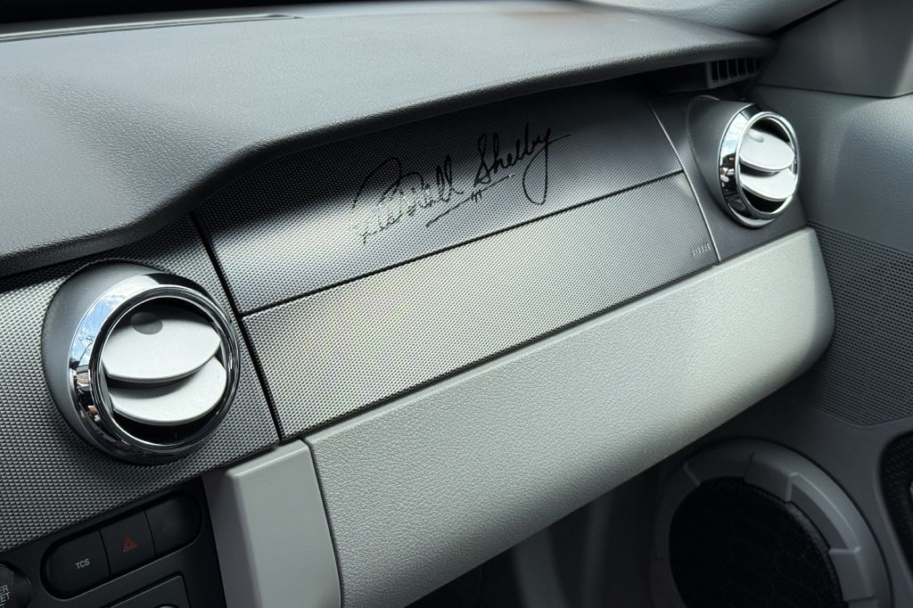 Photo 39 of this FORD MUSTANG