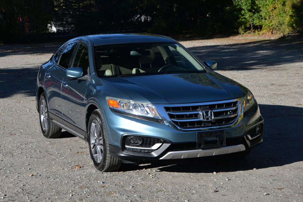 Photo 13 of this HONDA CROSSTOUR