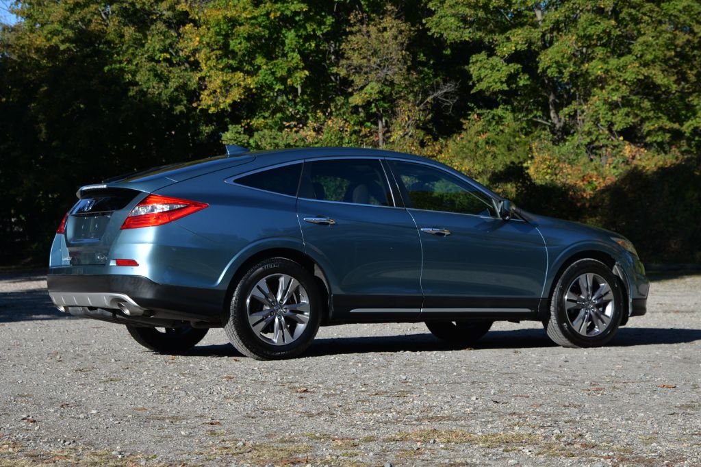 Photo 9 of this HONDA CROSSTOUR