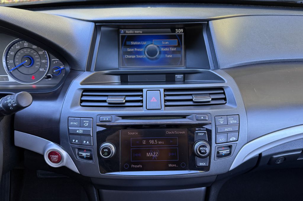 Photo 18 of this HONDA CROSSTOUR