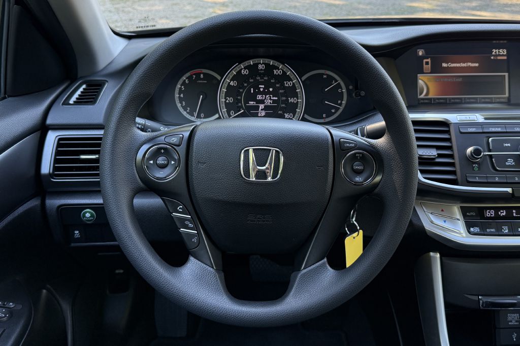 Photo 12 of this HONDA ACCORD