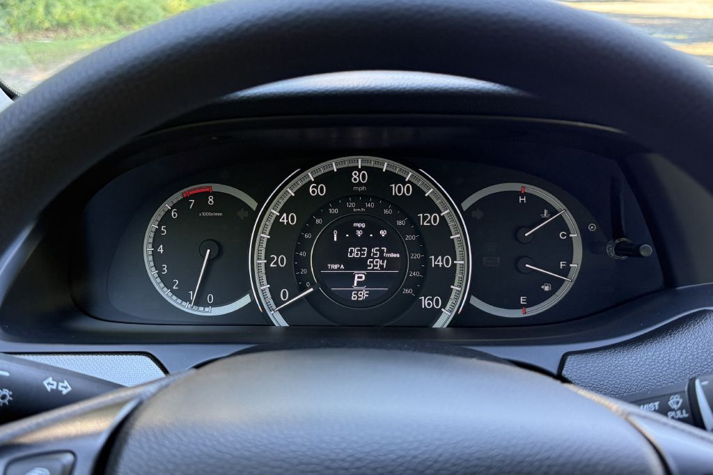 Photo 13 of this HONDA ACCORD
