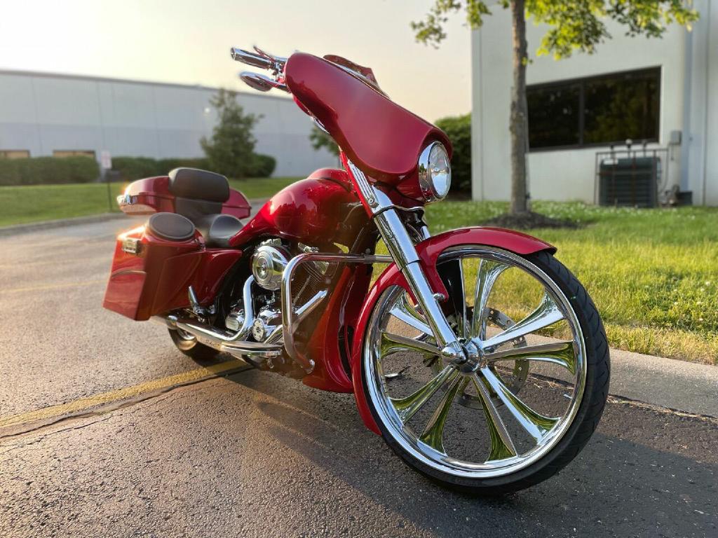 Photo 5 of this HARLEY-DAVIDSON STREET GLIDE