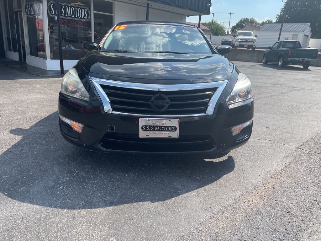 Photo 8 of this NISSAN ALTIMA