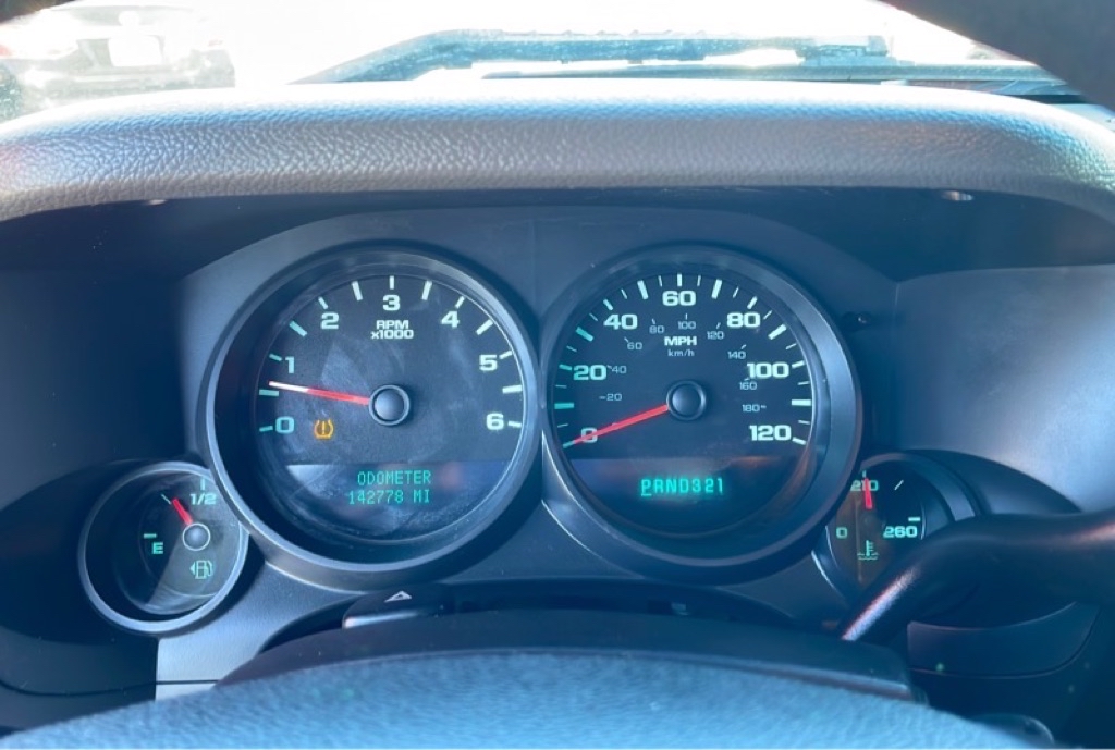 Photo 11 of this GMC SIERRA